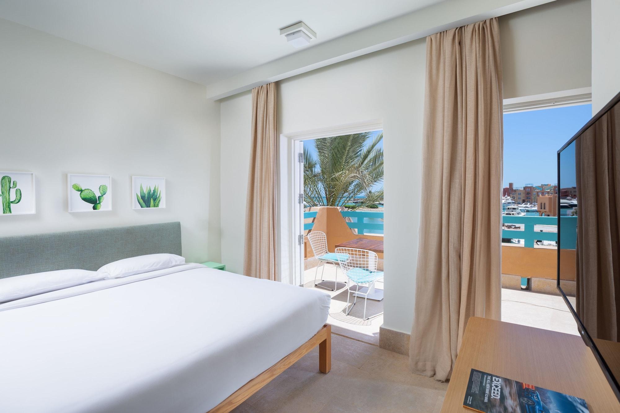 Captain'S Inn Hotel Hurghada Bagian luar foto