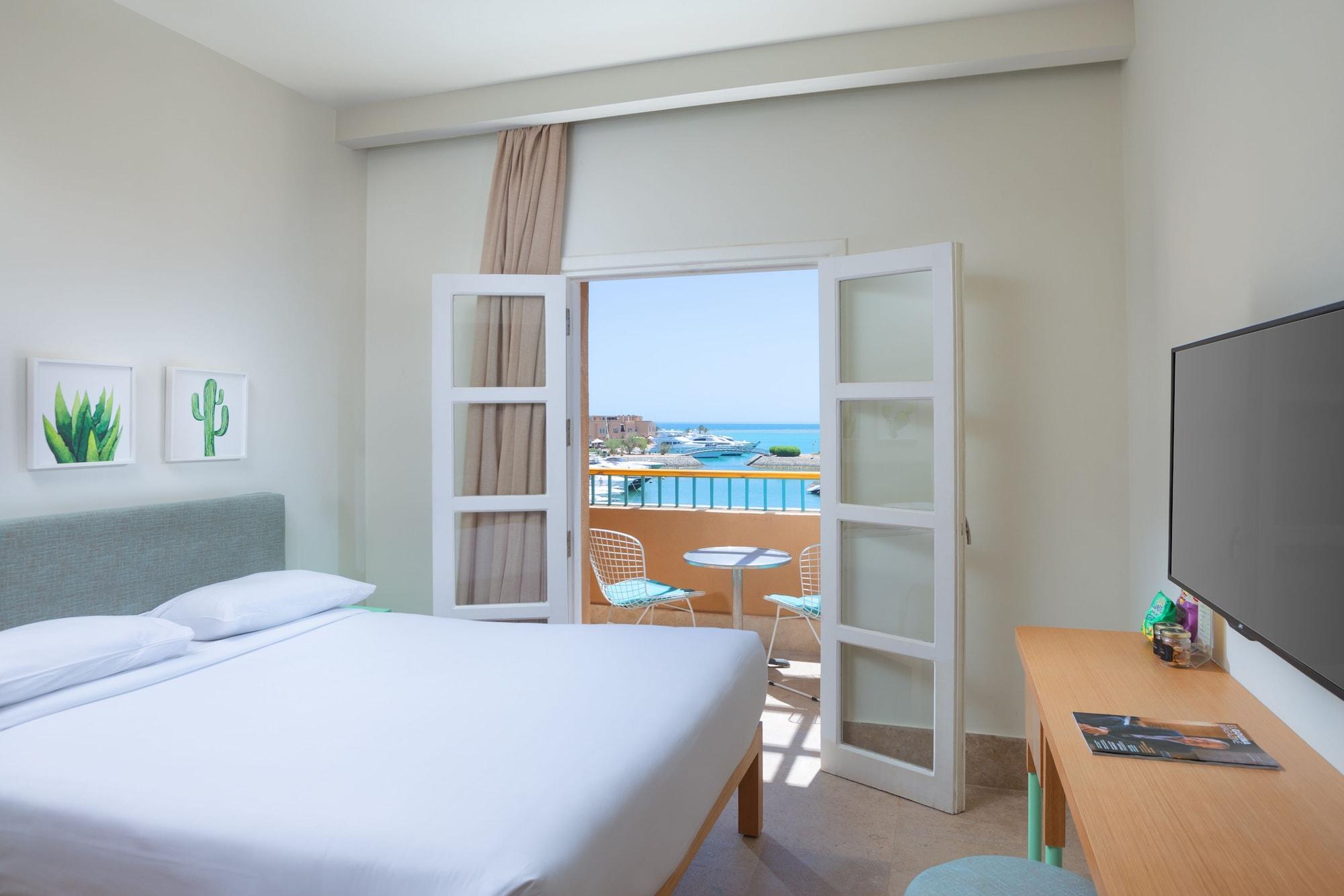 Captain'S Inn Hotel Hurghada Bagian luar foto
