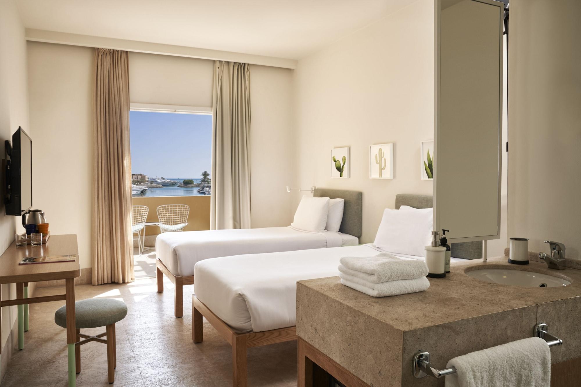 Captain'S Inn Hotel Hurghada Bagian luar foto