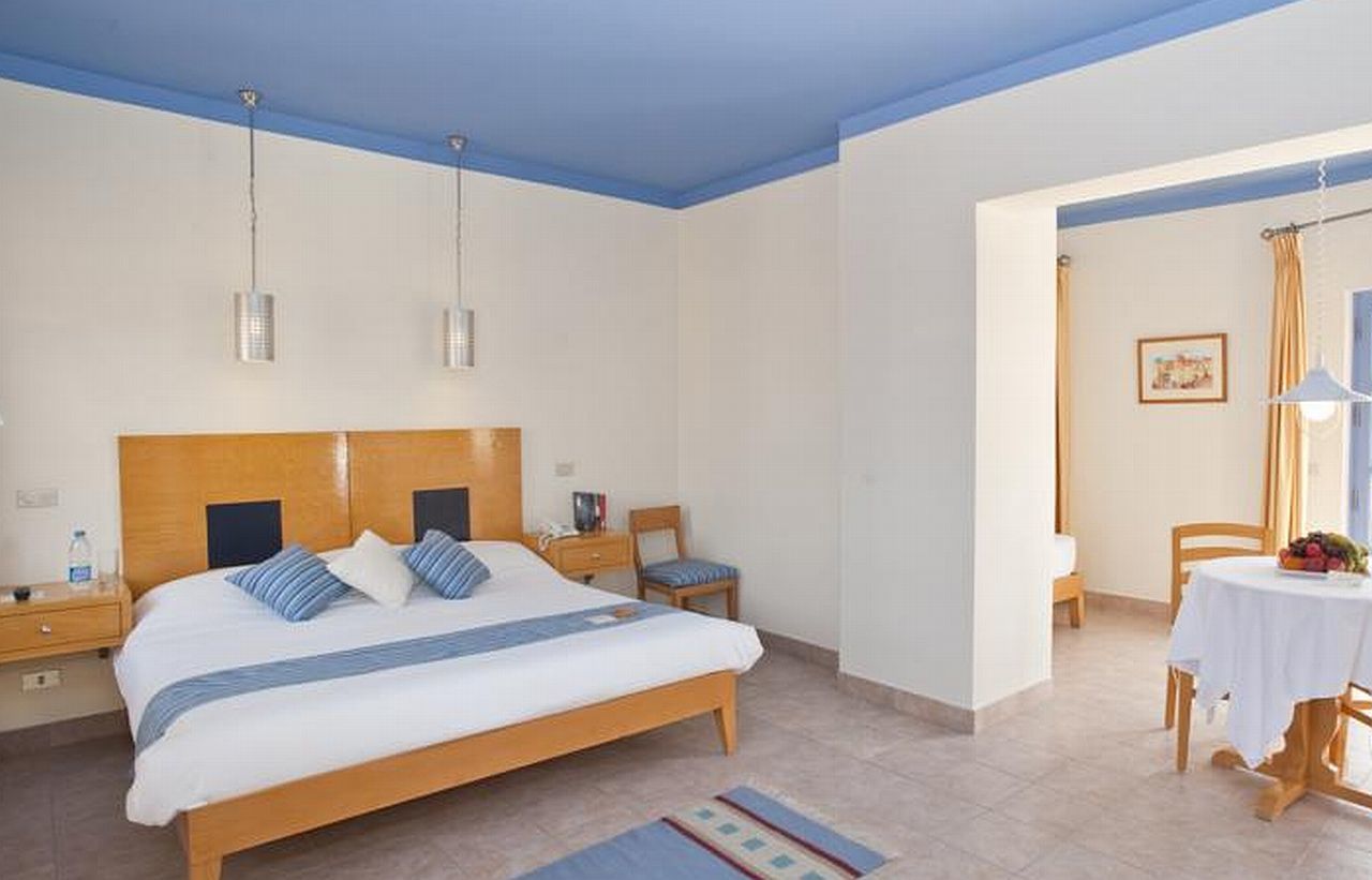 Captain'S Inn Hotel Hurghada Bagian luar foto