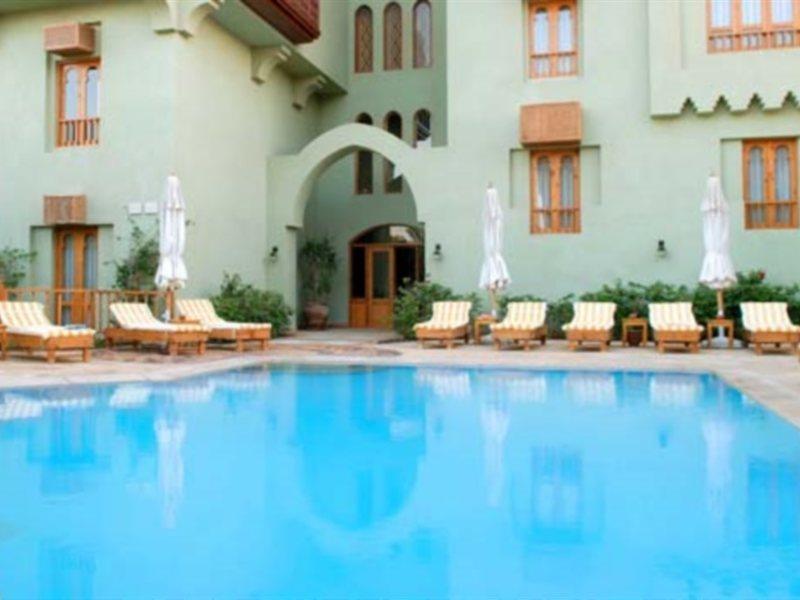 Captain'S Inn Hotel Hurghada Bagian luar foto